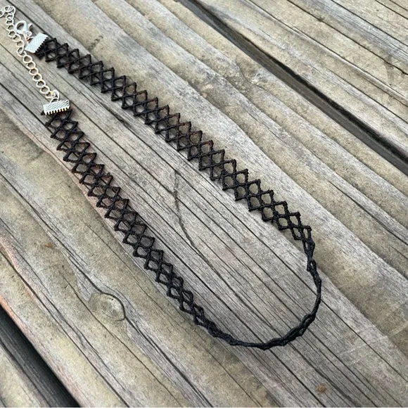 NEW Amelia Choker - Necklace - Picture 5 of 8